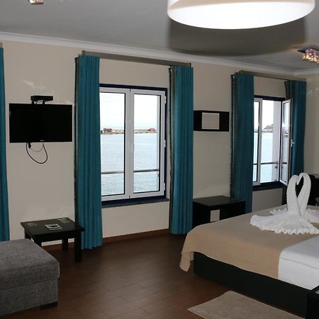 Apartamentos Kosmos Horta  Bilik gambar