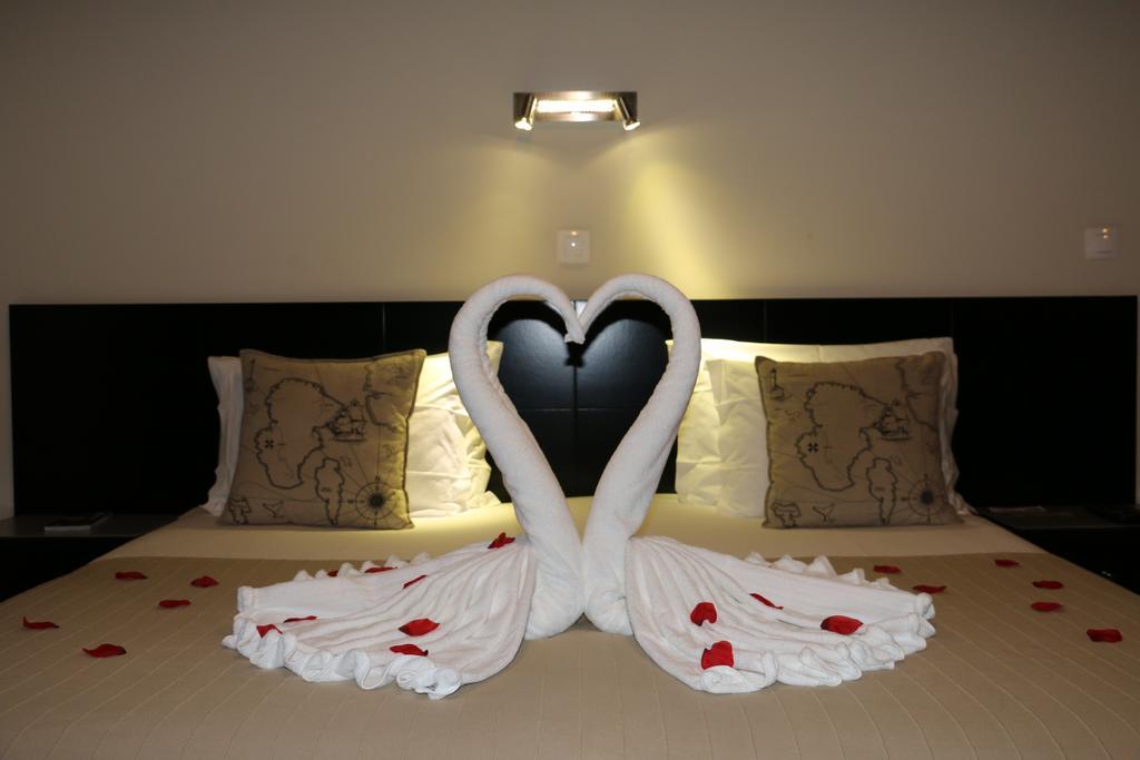 Apartamentos Kosmos Horta  Bilik gambar