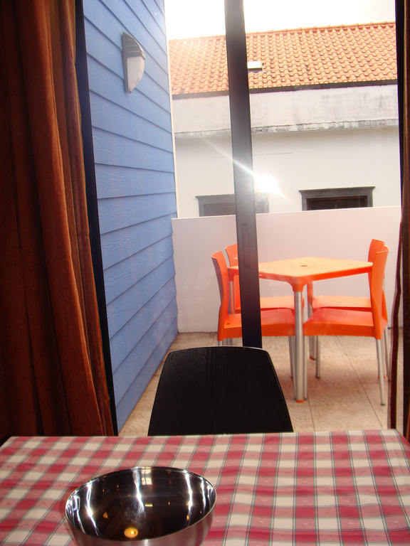 Apartamentos Kosmos Horta  Bilik gambar