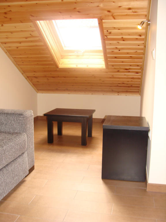 Apartamentos Kosmos Horta  Bilik gambar